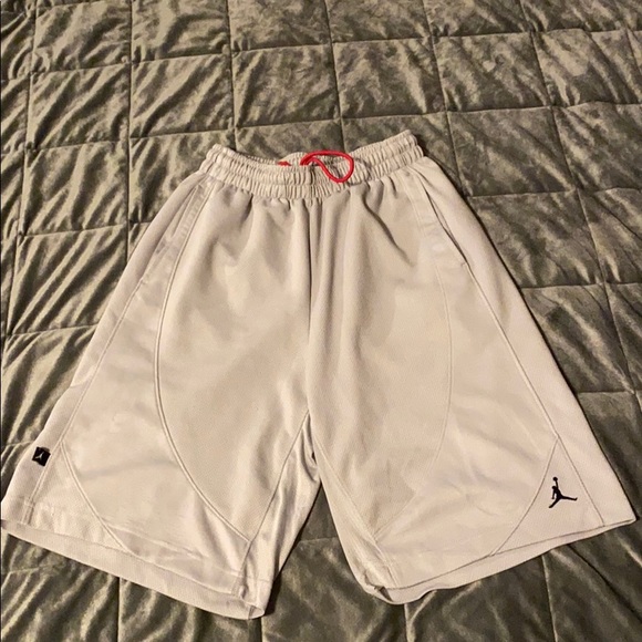 Men’s small Nike air Jordan basketball shorts